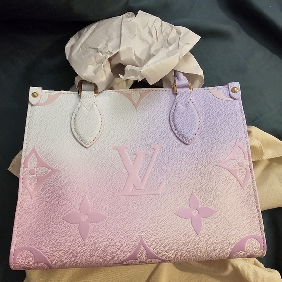Louis Vuitton Sunrise Pastel OTG PM BNIB - Picture 2 of 13